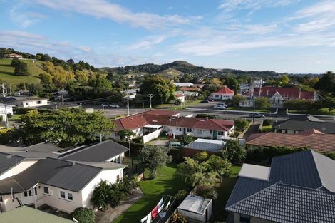 Photo of property in 50d Puketapu Road, Taradale, Napier, 4112