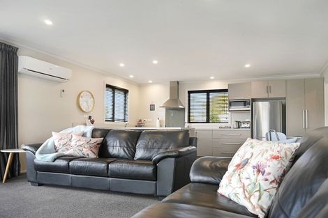 Photo of property in 23 Simons Street, Twizel, 7901