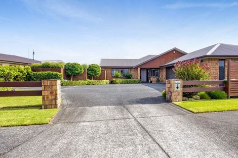 Photo of property in 5 Marlin Terrace, Bell Block, New Plymouth, 4312