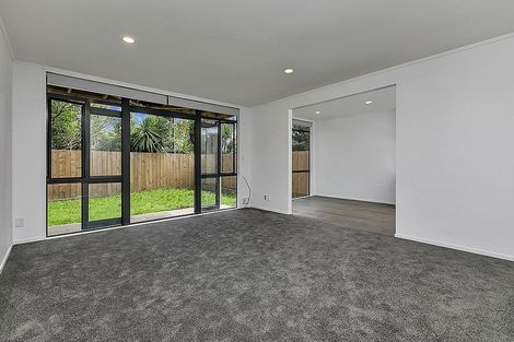 Photo of property in 1/3 Erewhon Place, Birkdale, Auckland, 0626
