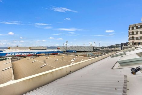 Photo of property in Metro Apartments, 21/220 Thorndon Quay, Pipitea, Wellington, 6011