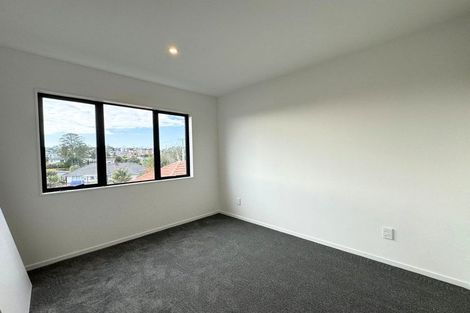 Photo of property in 15/28 Lavelle Road, Henderson, Auckland, 0612