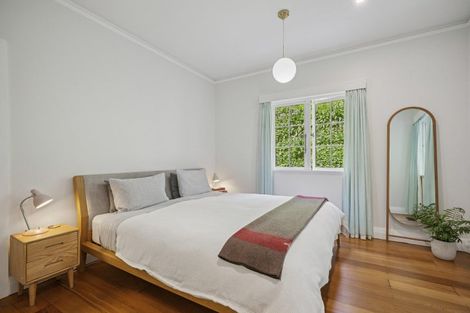 Photo of property in 34 Northland Road, Northland, Wellington, 6012