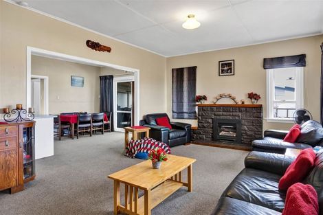 Photo of property in 29 Brookes Terrace, Waitara, 4320