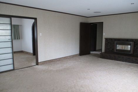 Photo of property in 10 Cecil Place, Cloverlea, Palmerston North, 4412