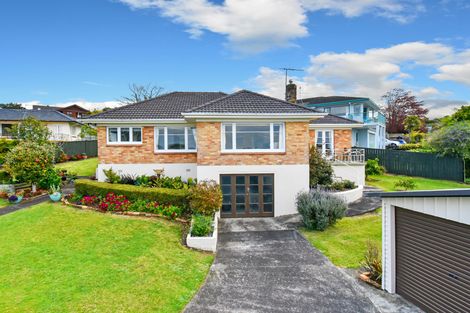Photo of property in 16 Bilkey Avenue, Pukekohe, 2120