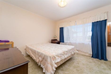 Photo of property in 8 Bell Street, Featherston, 5710