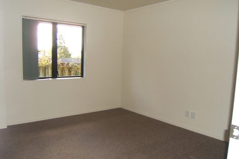 Photo of property in 6a Sunward Rise, Glenfield, Auckland, 0629