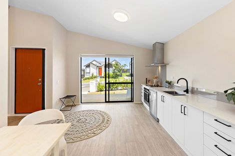 Photo of property in 14 Skippy Patuwai Lane, Glen Innes, Auckland, 1072