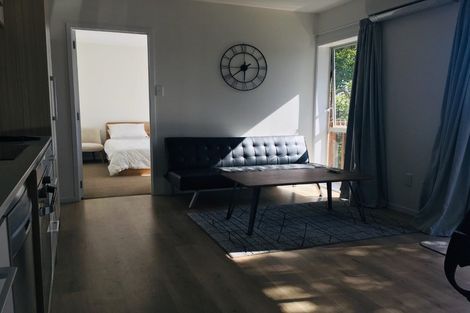 Photo of property in 2/152 Manuka Road, Bayview, Auckland, 0629