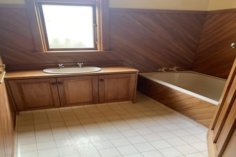 Photo of property in 37 Lyndon Street, Riccarton, Christchurch, 8041