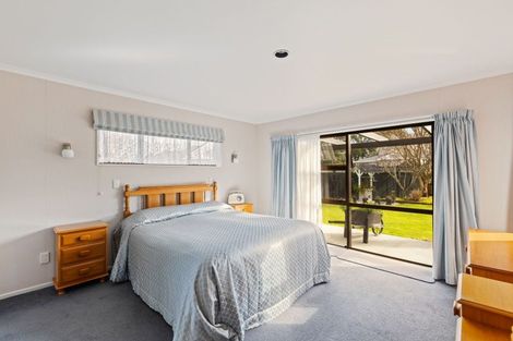 Photo of property in 151 Heta Road, Highlands Park, New Plymouth, 4312