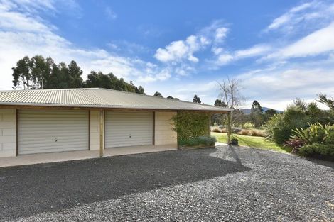 Photo of property in 610 Loburn Whiterock Road, Loburn, Rangiora, 7472