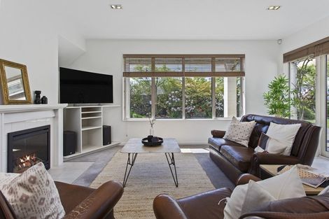 Photo of property in 6 Palazzo Lane, Riccarton, Christchurch, 8011