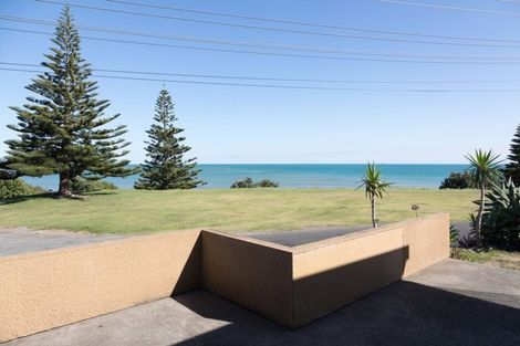 Photo of property in 25 Tiromoana Crescent, Bell Block, New Plymouth, 4312