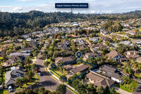 Photo of property in 33 Admirals Court Drive, Greenhithe, Auckland, 0632