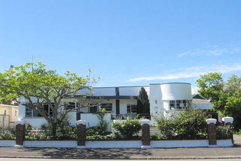 Photo of property in 75 Esplanade, Kaiti, Gisborne, 4010