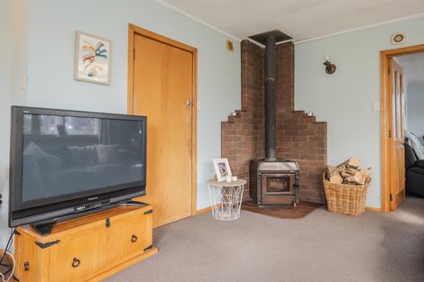 Photo of property in 18 Oxford Street, Holmes Hill, Oamaru, 9401