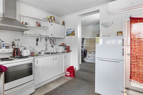Photo of property in 105 Queens Drive, Saint Kilda, Dunedin, 9012