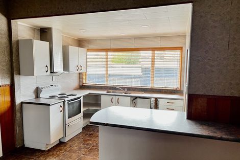 Photo of property in 370 West Coast Road, Glen Eden, Auckland, 0602