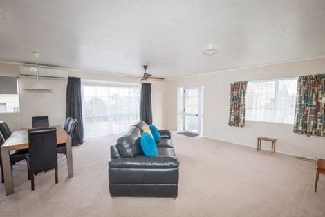 Photo of property in 39 Darlington Street, Ngatea, 3503