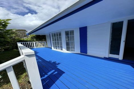 Photo of property in 16 Cottrell Place, Clendon Park, Auckland, 2103