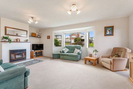 Photo of property in 15 Tatyana Place, Massey, Auckland, 0614
