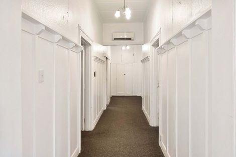 Photo of property in 8 Levy Street, Mount Victoria, Wellington, 6011