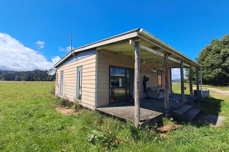 Photo of property in 106 Granite Creek Road, Karamea, 7893