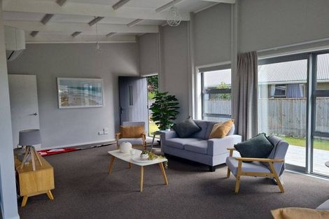 Photo of property in 141 Fitzherbert Street, Featherston, 5710