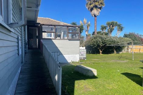 Photo of property in 13 Scotts Road, Manurewa East, Auckland, 2102