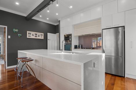 Photo of property in 28 Calgary Street, Sandringham, Auckland, 1041