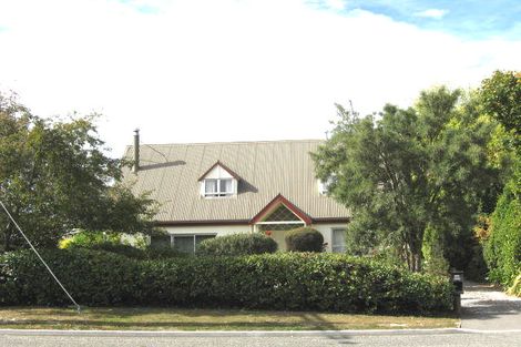 Photo of property in 99 Cox Street, Geraldine, 7930