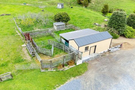Photo of property in 122 Mickell Road, Hautere, Otaki, 5582