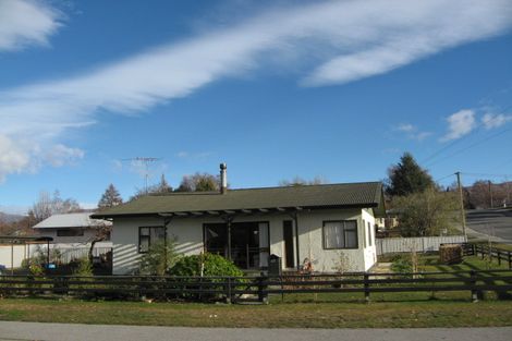 Photo of property in 33 Achil Street, Cromwell, 9310