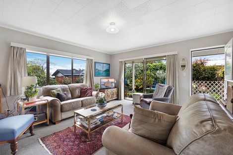 Photo of property in 54 Hall Street, Cambridge, 3434