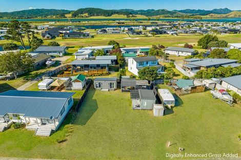 Photo of property in 142 The Fairway, Matarangi, Whitianga, 3592
