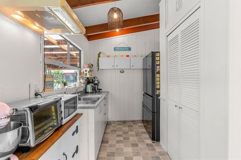 Photo of property in 12 Whangarei Heads Road, Onerahi, Whangarei, 0110