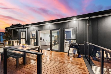 Photo of property in 16 Cuba Street, Petone, Lower Hutt, 5012