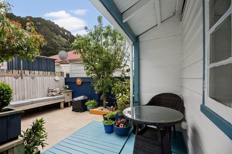 Photo of property in 5 Torless Terrace, Thorndon, Wellington, 6011