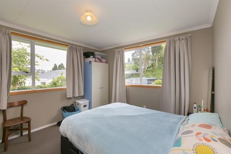 Photo of property in 42 Cumberland Street, Merrilands, New Plymouth, 4312