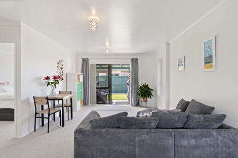 Photo of property in 116 Evans Road, Papamoa Beach, Papamoa, 3118