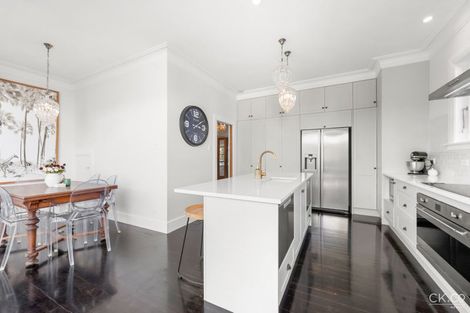 Photo of property in 16 Hinau Street, Woburn, Lower Hutt, 5010