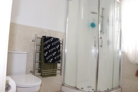 Photo of property in 190 Great South Road, Huntly, 3700