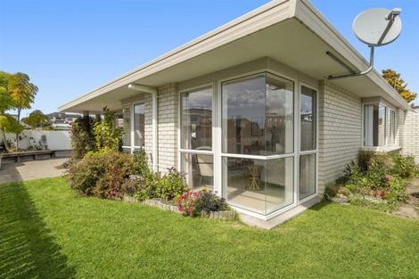Photo of property in 1/492 Otumoetai Road, Otumoetai, Tauranga, 3110