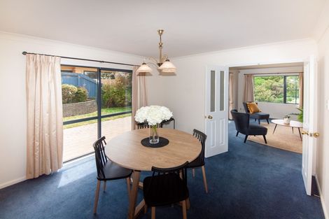 Photo of property in 28 Amesbury Drive, Churton Park, Wellington, 6037