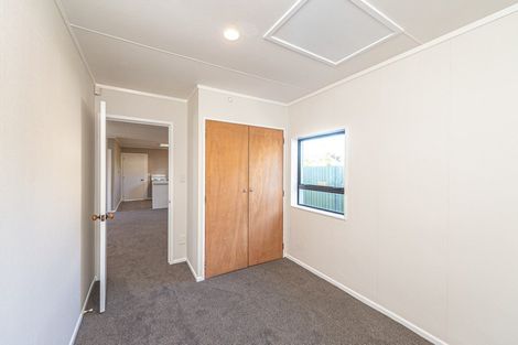 Photo of property in 68 Carlton Avenue, College Estate, Whanganui, 4500