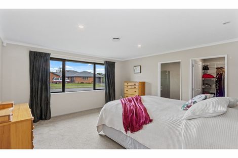 Photo of property in 15 Globe Bay Drive, Templeton, Christchurch, 8042