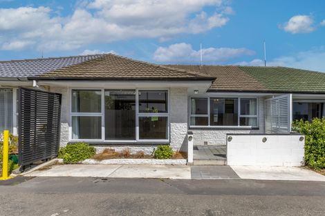 Photo of property in 2/990 Colombo Street, St Albans, Christchurch, 8014