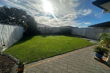 Photo of property in 14 Shankill Place, East Tamaki, Auckland, 2013